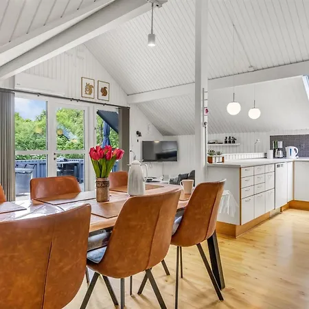 Asulf - 31km From The Sea By Interhome